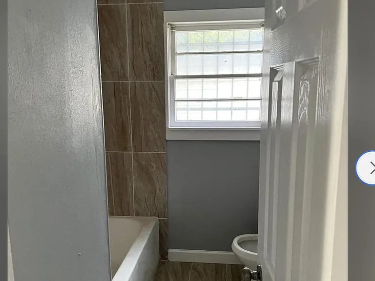 4200 Emerson St — Photo 10