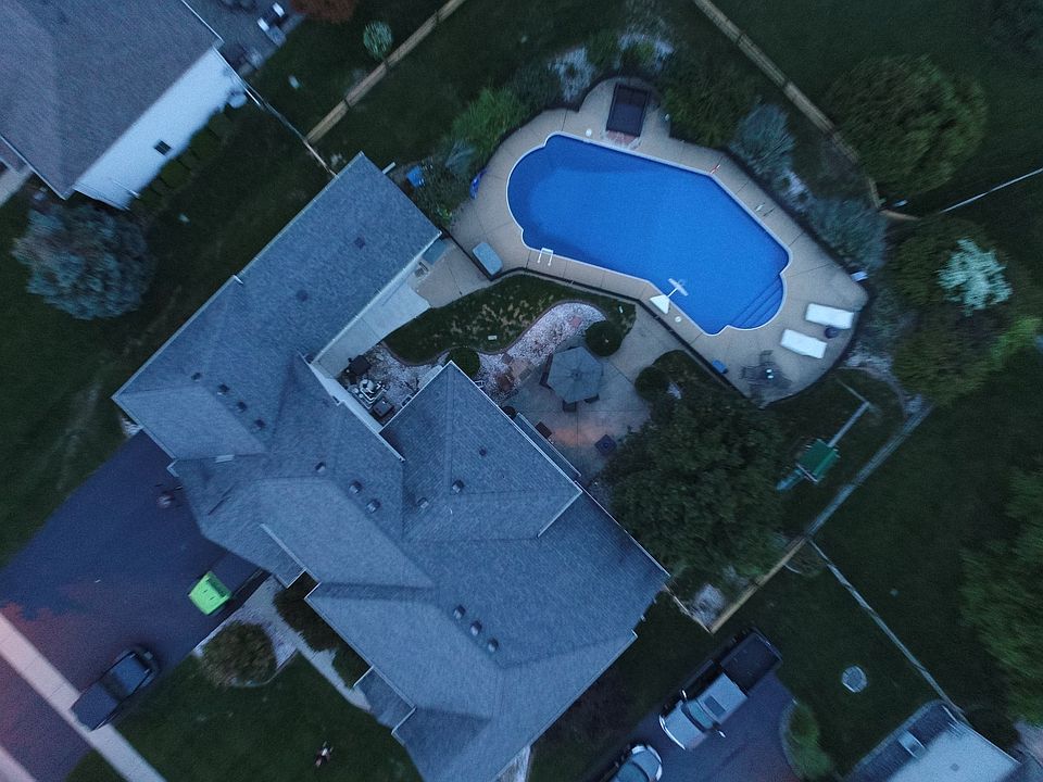 2nd image of 2907 Back Bay Dr
