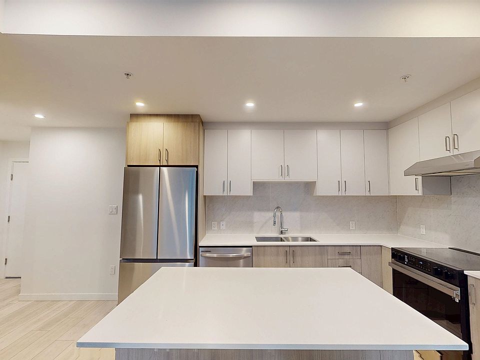 1st image of 13838 108th Ave #110