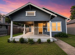1022 E Allen Ave, Fort Worth, TX 76104