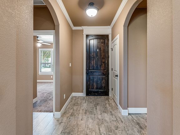 5th image of 3414 Fountain Way