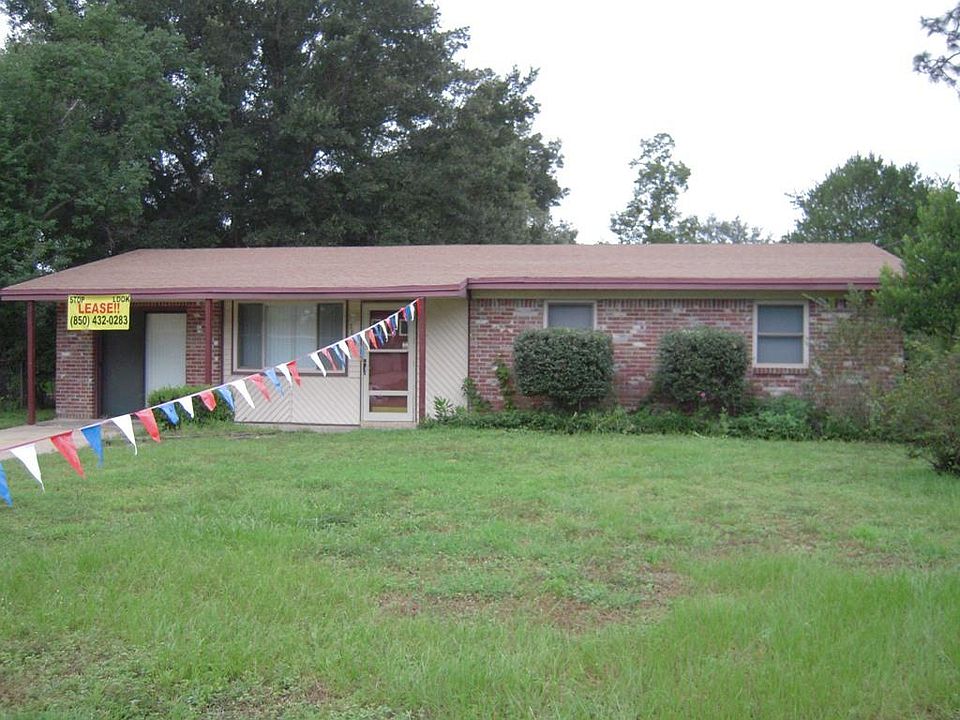 1st image of 2845 Red Oak Dr