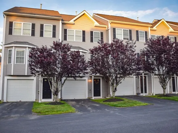 10 Sprucewood Ln, Worcester, MA 01606