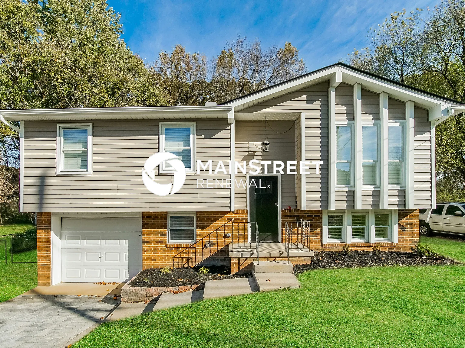 6021 John May Dr — Photo 2