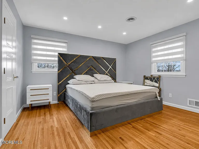 522 W Lincoln Ave — Photo 13