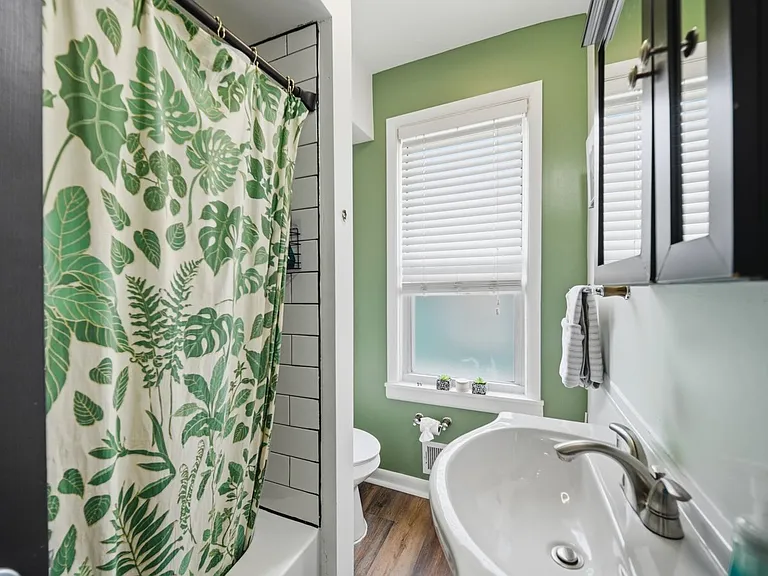 697 Orchard Ave #1 — Photo 9