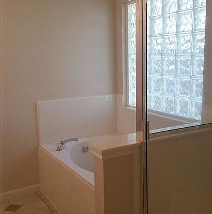 2nd image of 5027 Sable Oaks Dr