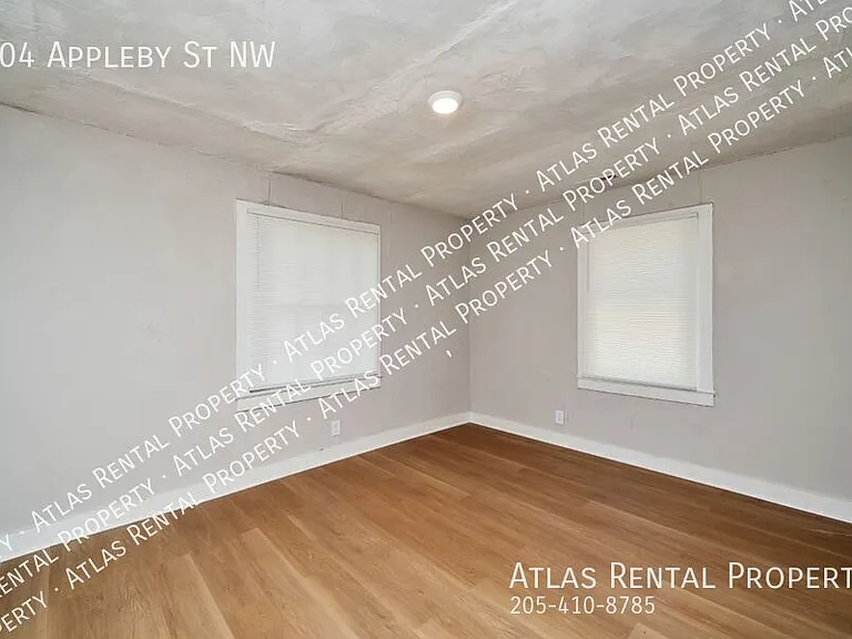 804 Appleby St NW — Photo 10