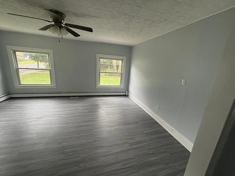 928 & 930 Main St #1 — Photo 7