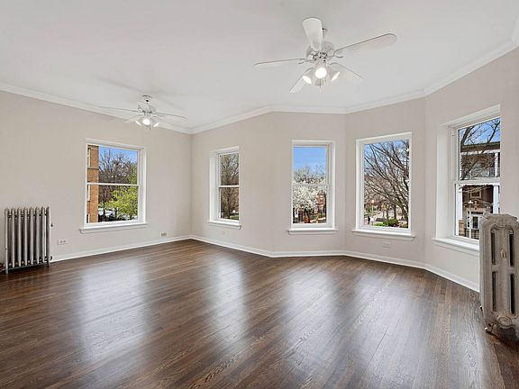 2nd image of 4501 N Magnolia Ave #2S