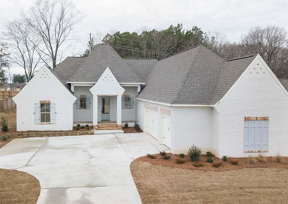1st image of 145 Camden Lake Dr