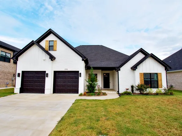 2915 Salem Oaks Dr, Conway, AR 72034