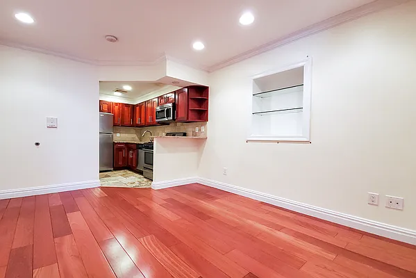 Rented by Warburg | media 14