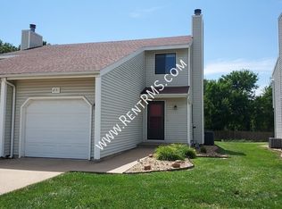 2131 SW Brandywine Ln, Topeka, KS 66614