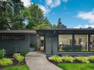 2935 SW 99th Ave, Portland, OR 97225