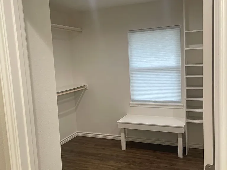 1409 N Blair St — Photo 12