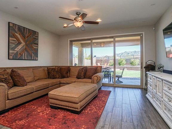 4th image of 2721 E Daniel Dr
