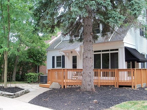 4th image of 10242 Halcyon Dr