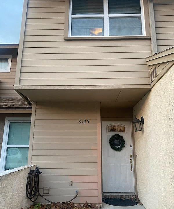 1st image of 8125 Village Gate Ct