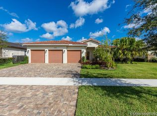 10541 Marin Ranches Dr, Cooper City, FL 33328