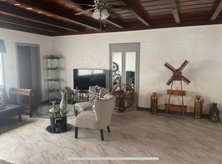 3290 N Riverside Ave, Rialto, CA 92377