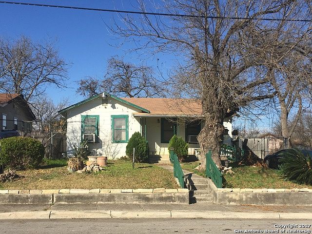 1st image of 1747 N CENTER