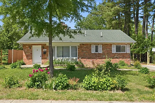 11000 Park Rd Photo 1