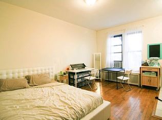 32-06 29th St #4C, Astoria, NY 11106