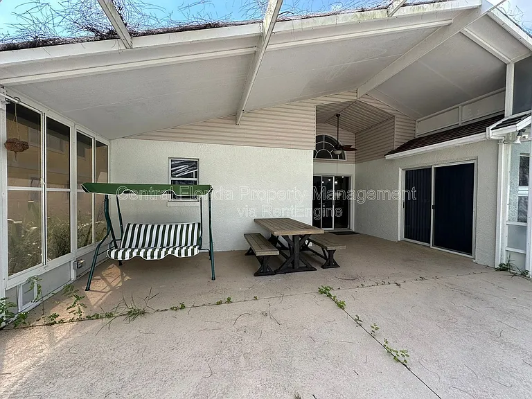 1009 Lake Davenport Blvd — Photo 29