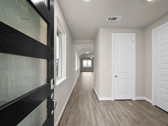 3rd image of 724 Lake Lacosta Drive