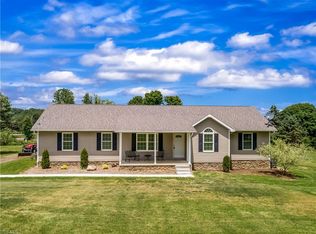 12841 Patterson Rd, North Lawrence, OH 44666