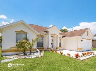 772 NW Viscaya St, Port Saint Lucie, FL 34983