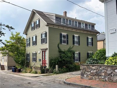 18 3&4 Barney Saint Barney Ct, Newport, RI, 02840