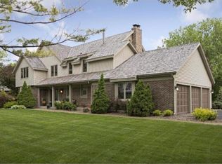 5727 Long Brake Trl, Edina, MN 55439