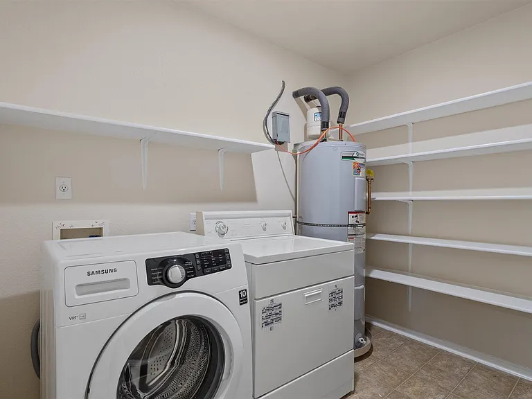 201 Covala Dr — Photo 15
