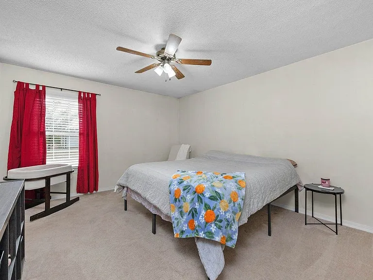 400 Brown Pl — Photo 10