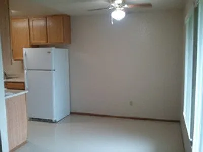 2425 Shady Ln — Photo 4