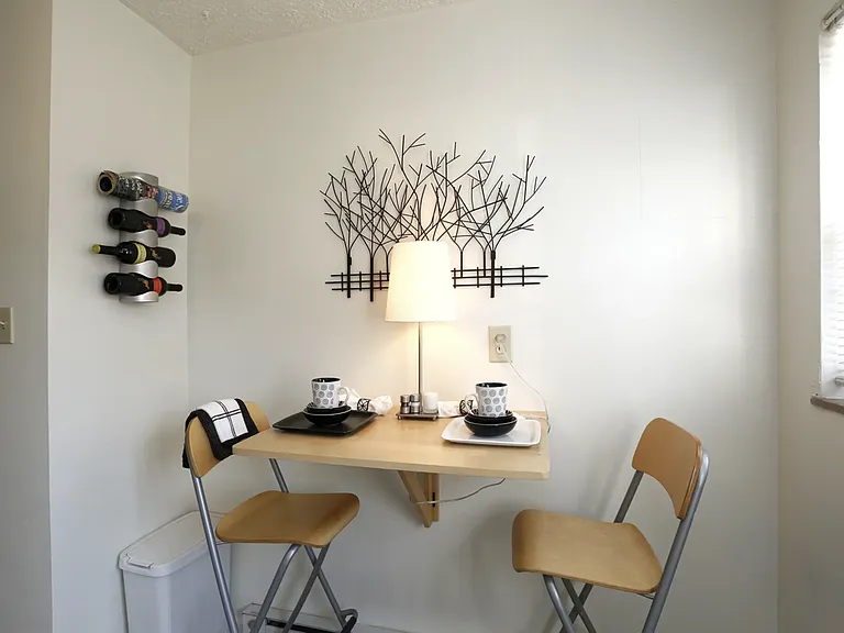 Sycamore Square Apartments — Photo 10