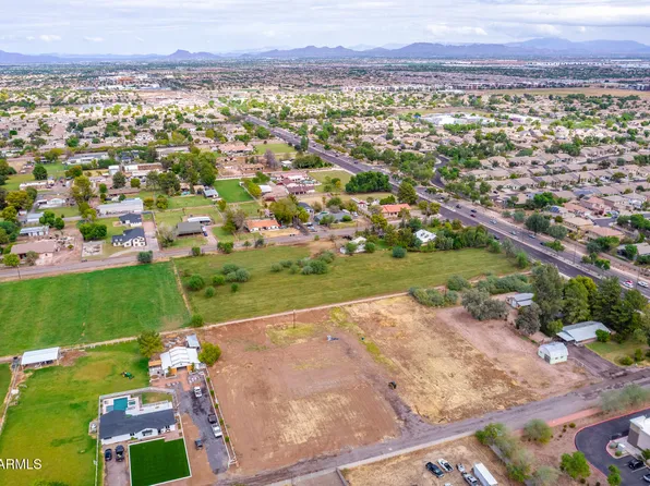 16838 E FAIRVIEW Lane #-, Gilbert, AZ 85295