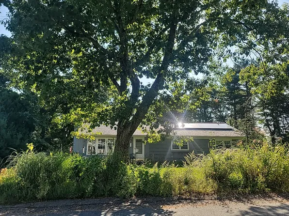 423 Morris St, Southbridge, MA 01550