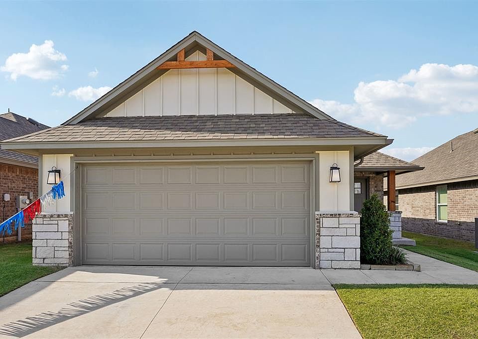 1st image of 1108 SW 139th Ter