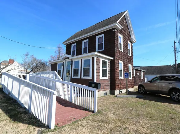 4264 Main St, Chincoteague, VA 23336