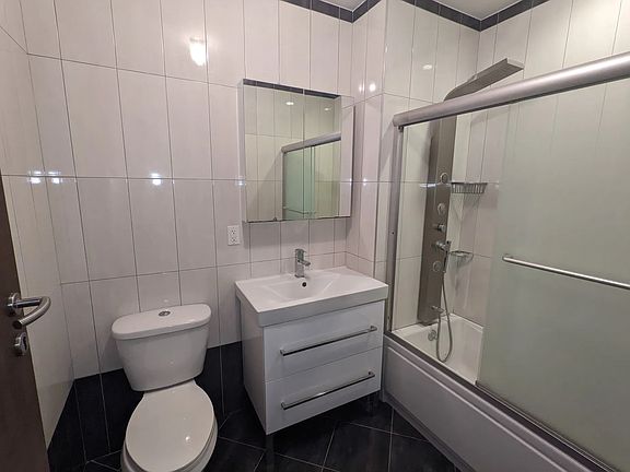 4th image of 1756 Ocean Ave #4A