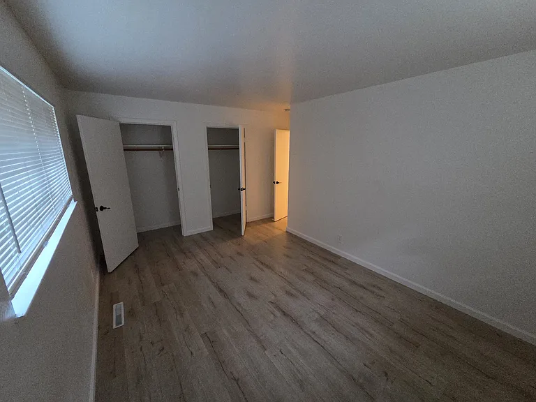 7855 Greenridge Way — Photo 22