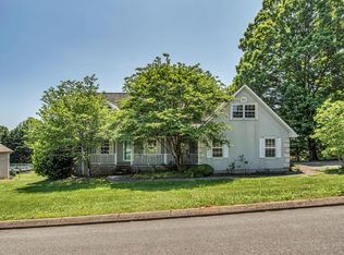 211 Meadow Ln, Madisonville, TN 37354