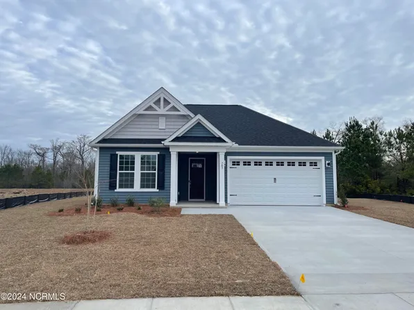 703 Edgeside Drive SE, Bolivia, NC 28422