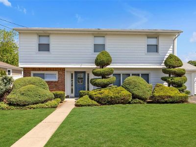 237 N Syracuse Avenue, Massapequa, NY, 11758