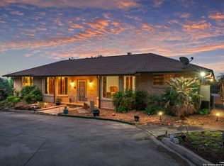 10110 Circle East Trl, Helotes, TX 78023