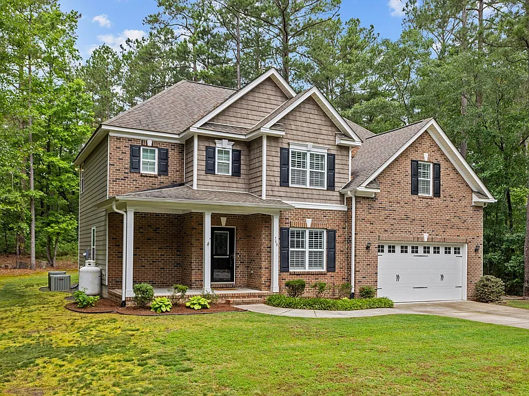 768 Riverbirch Dr — Photo 3