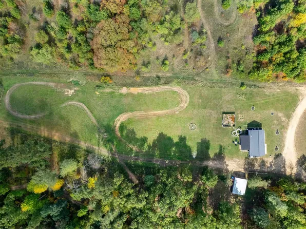 7113 N 900 E, Walkerton, IN 46574